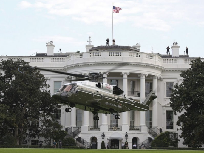 Нисдэг Цагаан ордон “Marine One”